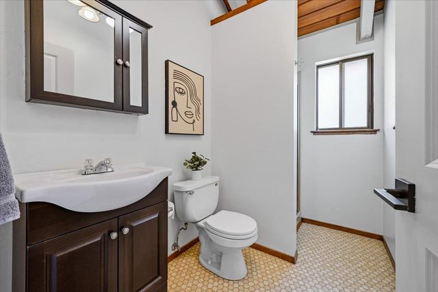 18263 Lake Forest Dr, Penn Valley, CA 95946