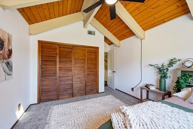 18263 Lake Forest Dr, Penn Valley, CA 95946