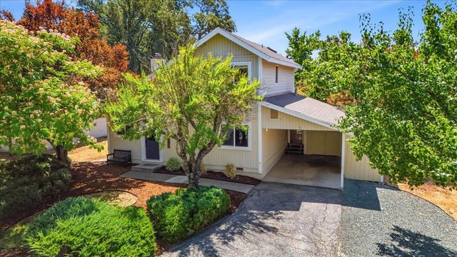18263 Lake Forest Dr, Penn Valley, CA 95946