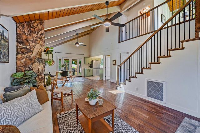 18263 Lake Forest Dr, Penn Valley, CA 95946