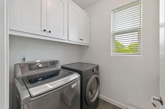 1327 Senegal Way, El Dorado Hills, CA 95762