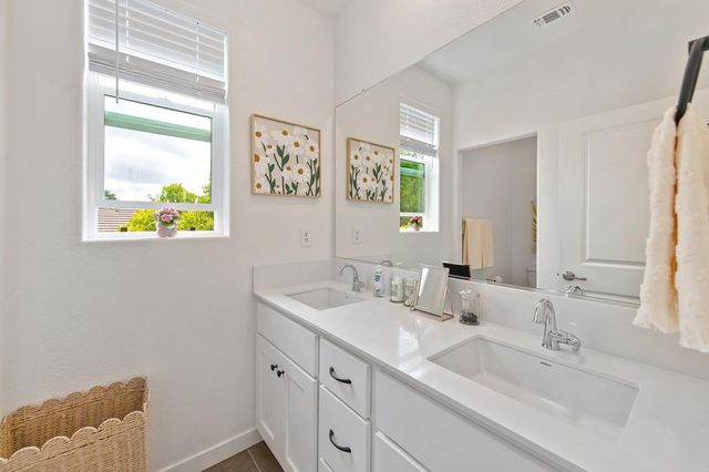 1327 Senegal Way, El Dorado Hills, CA 95762