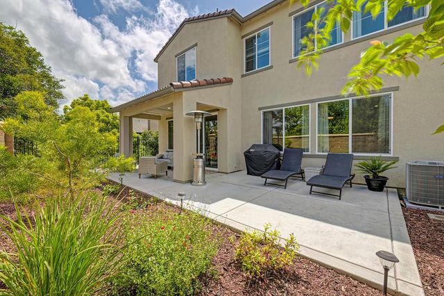 1327 Senegal Way, El Dorado Hills, CA 95762