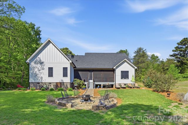 168 Tucker Road, Statesville, NC 28677