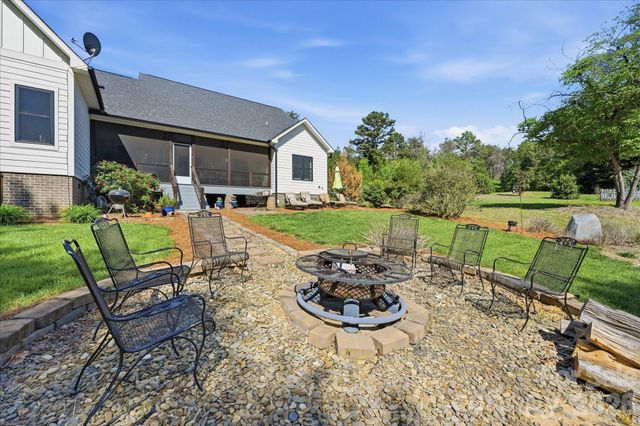 168 Tucker Road, Statesville, NC 28677
