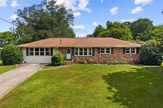 8 Cameo Drive NW, Rome, GA 30165