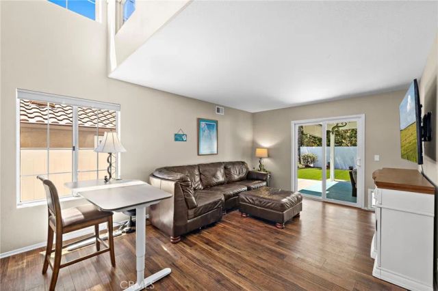 21 Calle Verano, Rancho Santa Margarita, CA 92688