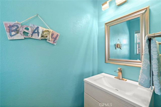 21 Calle Verano, Rancho Santa Margarita, CA 92688
