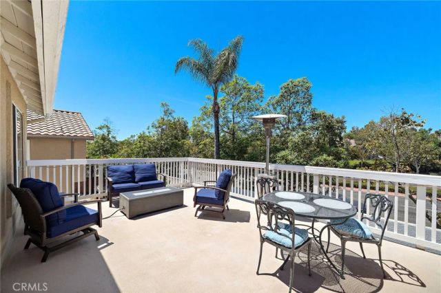 21 Calle Verano, Rancho Santa Margarita, CA 92688