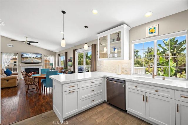 21 Calle Verano, Rancho Santa Margarita, CA 92688
