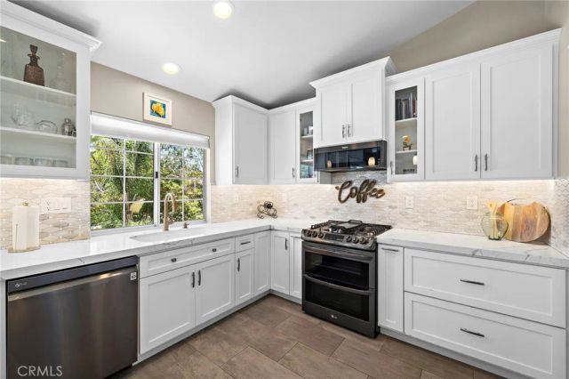 21 Calle Verano, Rancho Santa Margarita, CA 92688