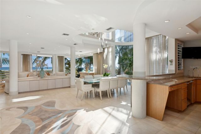 648 BEACH ROAD, Sarasota, FL 34242