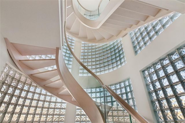 648 BEACH ROAD, Sarasota, FL 34242