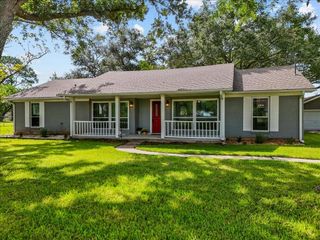 3507 Hummingbird Lane, Alvin, TX 77511