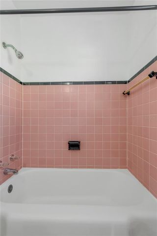 6207 S KELLY ROAD, Tampa, FL 33611