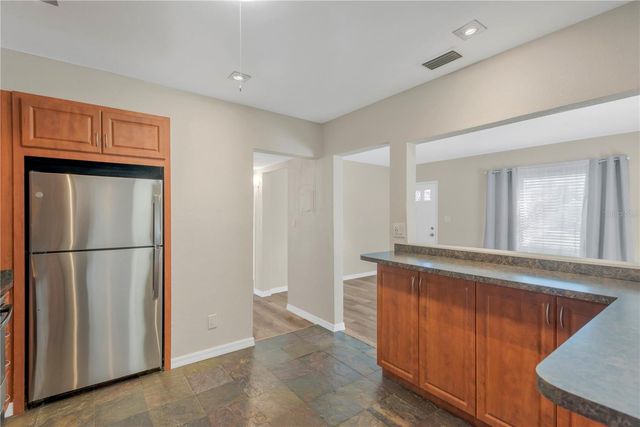 6207 S KELLY ROAD, Tampa, FL 33611