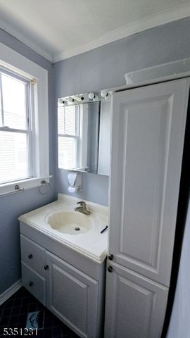 8 Boyden Pkwy 2, Maplewood Twp., NJ 07040
