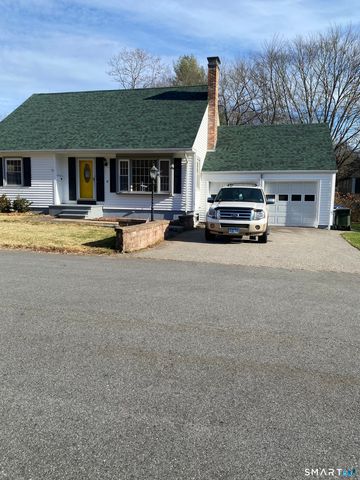 13 Curtis Street, Norwich, CT 06360