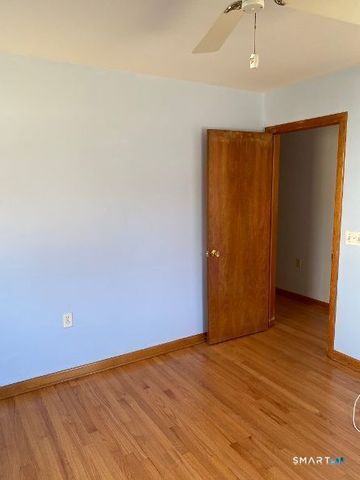 13 Curtis Street, Norwich, CT 06360