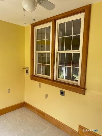 13 Curtis Street, Norwich, CT 06360