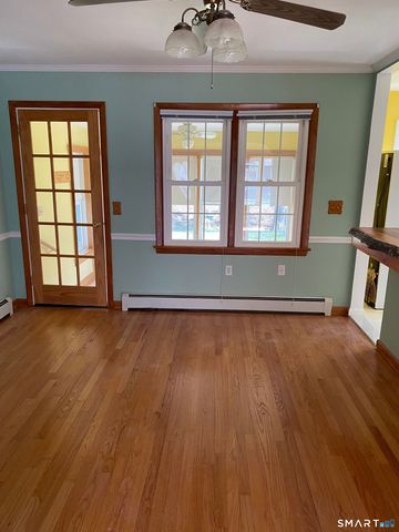 13 Curtis Street, Norwich, CT 06360