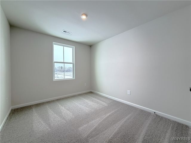 6233 Thornden Park Drive, Lockport Town, NY 14094