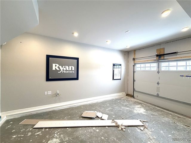 6233 Thornden Park Drive, Lockport Town, NY 14094