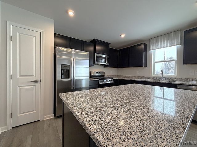 6233 Thornden Park Drive, Lockport Town, NY 14094