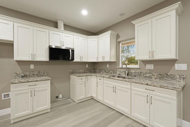 9421 Carter Ct, Stockton, CA 95209