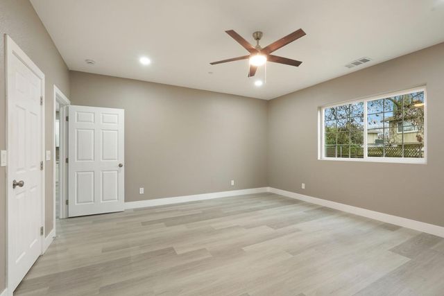 9421 Carter Ct, Stockton, CA 95209