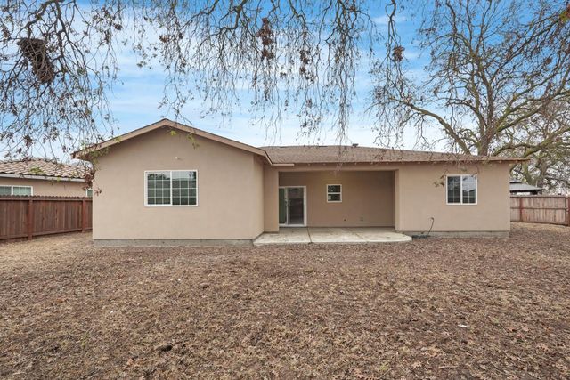 9421 Carter Ct, Stockton, CA 95209