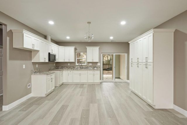 9421 Carter Ct, Stockton, CA 95209