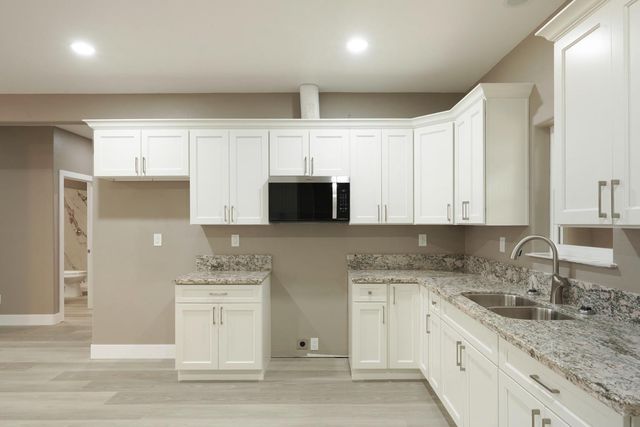 9421 Carter Ct, Stockton, CA 95209