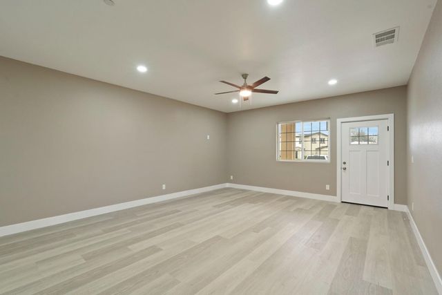 9421 Carter Ct, Stockton, CA 95209