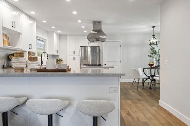 131 Yawl Court, Foster City, CA 94404