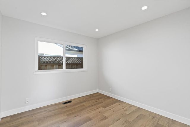 131 Yawl Court, Foster City, CA 94404