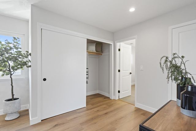 131 Yawl Court, Foster City, CA 94404