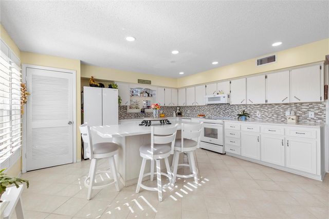 2221 SWEDISH DRIVE 55, Clearwater, FL 33763