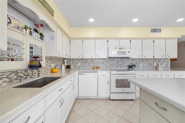 2221 SWEDISH DRIVE 55, Clearwater, FL 33763