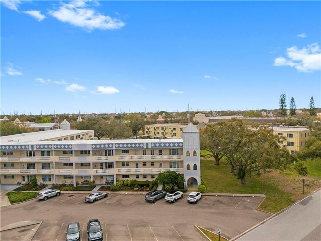 2221 SWEDISH DRIVE 55, Clearwater, FL 33763