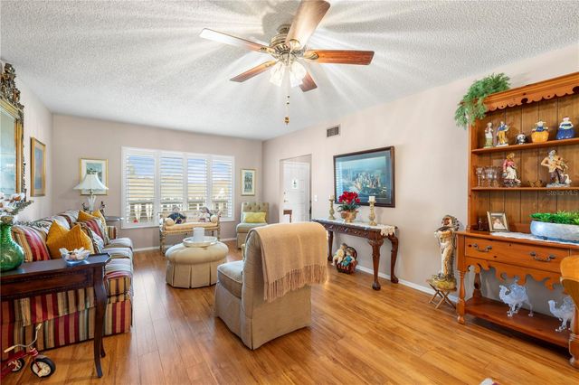 2221 SWEDISH DRIVE 55, Clearwater, FL 33763