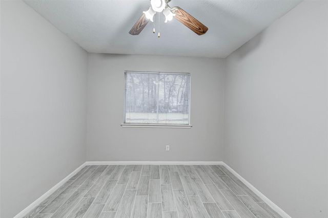 7815 Barnhill Drive, Humble, TX 77338