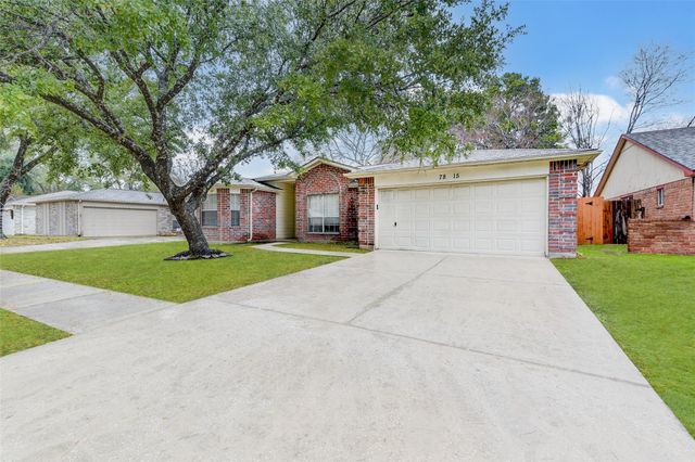 7815 Barnhill Drive, Humble, TX 77338