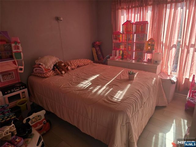 43-45 Brookdale Avenue, Newark, NJ 07106