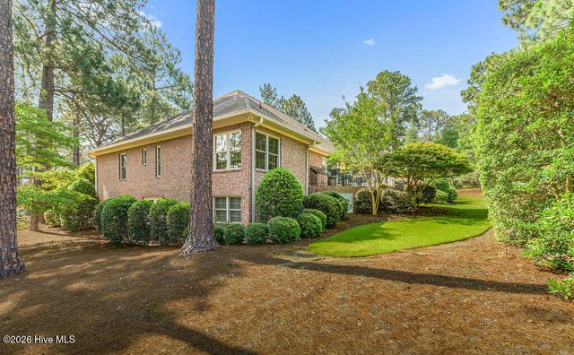62 Stoneykirk Drive, Pinehurst, NC 28374