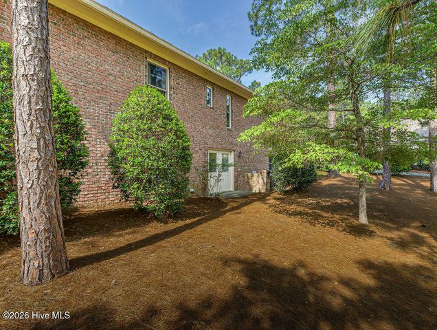 62 Stoneykirk Drive, Pinehurst, NC 28374
