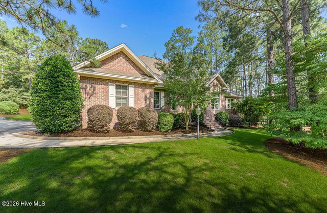 62 Stoneykirk Drive, Pinehurst, NC 28374