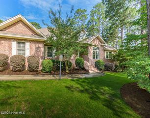 62 Stoneykirk Drive, Pinehurst, NC 28374