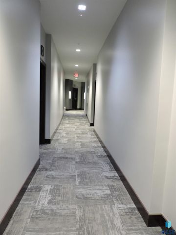 421 N Phillips Ave Apt 406, Sioux Falls, SD 57104