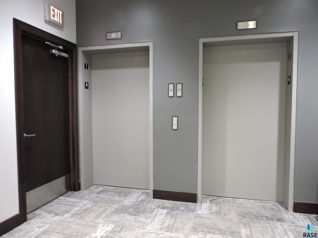 421 N Phillips Ave Apt 406, Sioux Falls, SD 57104